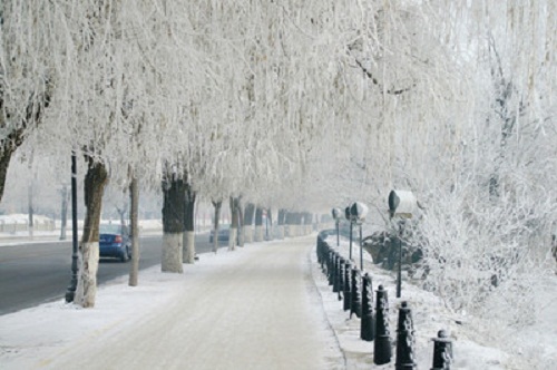 【腊日酌寒】22方回《秀山霜晴晚眺与赵宾旸黄惟月联句》_中国少年国学院_未来网